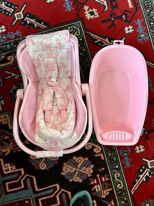 Pack bañera y capazo porta muñecos rosa