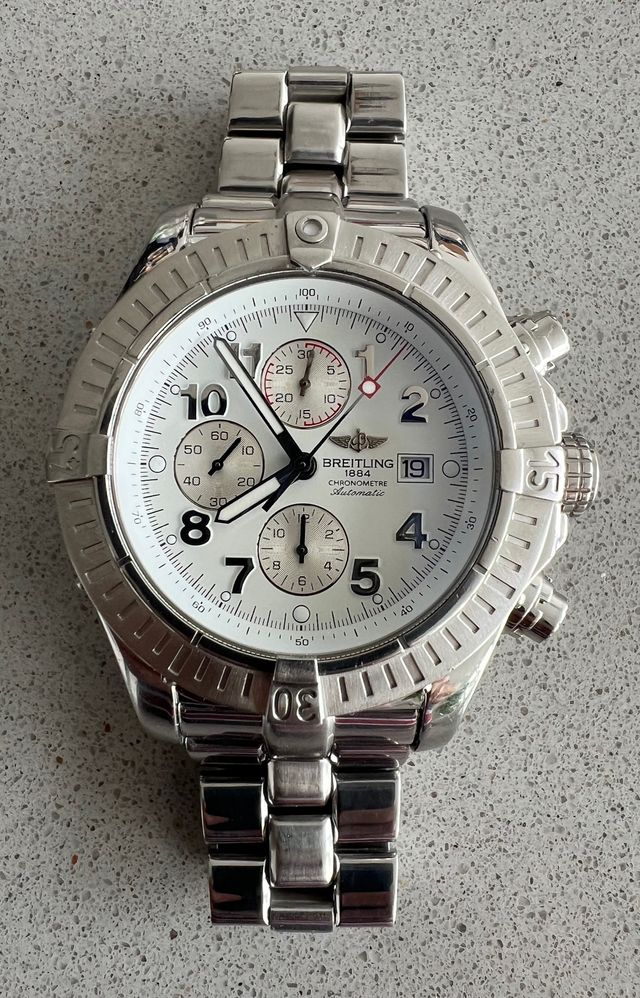 Reloj Breitling Super Avenger A13370 Automático