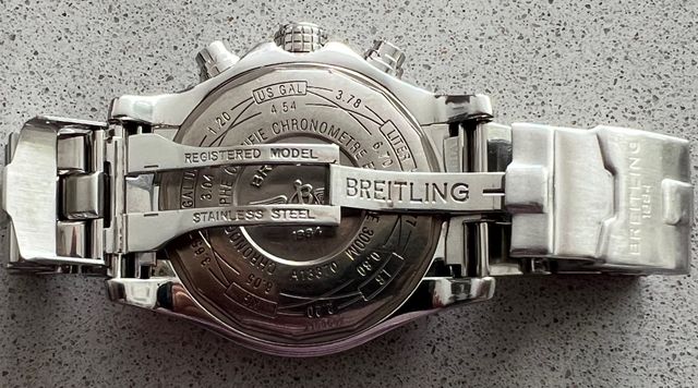 Reloj Breitling Super Avenger A13370 Automático