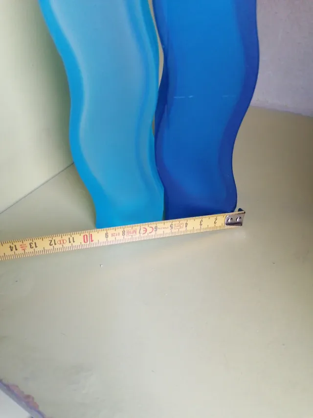 2 Jarrones de Vidrio Azul Ondulados