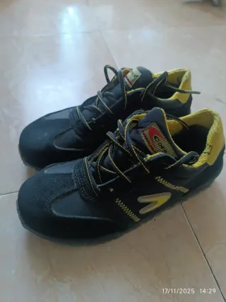 Zapatos de seguridad negros y amarillos talla 38