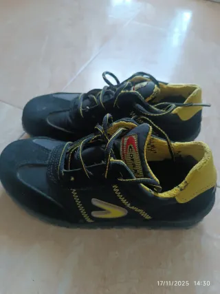 Zapatos de seguridad negros y amarillos talla 38