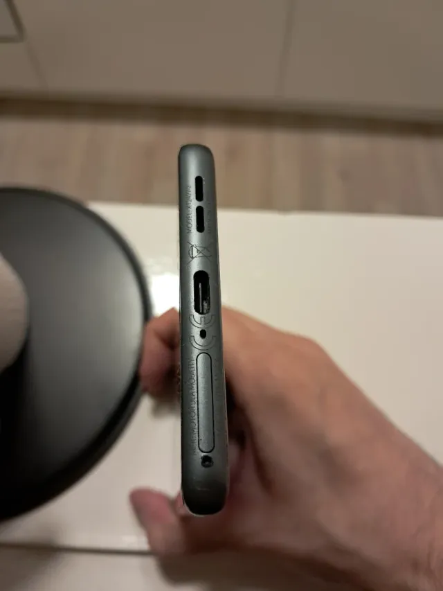 Motorola Moto G85 5G 12GB/256GB Gris Garantia libr