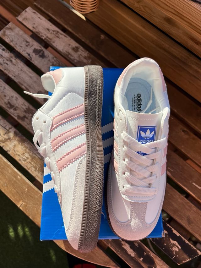 Zapatillas Adidas Samba Blancas y Rosas