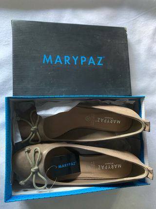 Zapatos de tacón marrones
