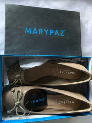 Zapatos de tacón marrones