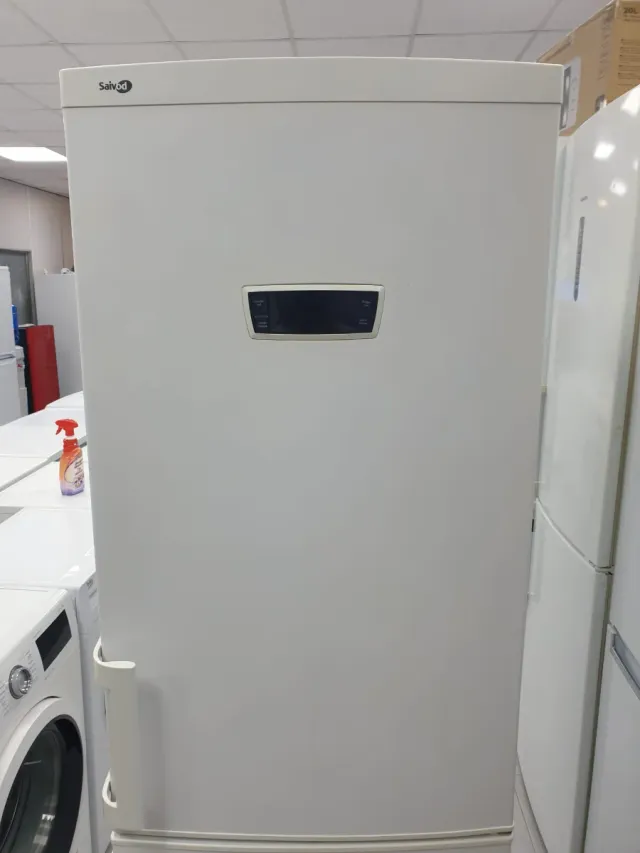 Nevera 1.85m x 60cm con garantía