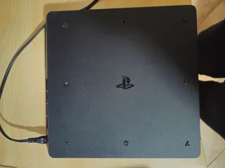 PS4 Slim Console Nera