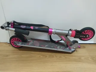 Patinete Oxelo rosa y gris