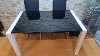 Mesa comedor extensible cristal negro y blanco