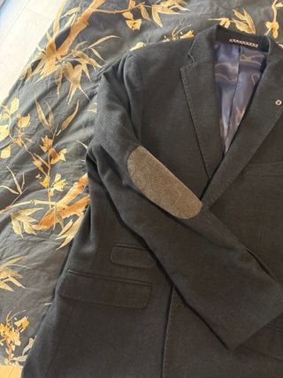 Americana marca Cortefiel talla EUR 52