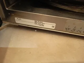 Horno-microondas con grill Whirpool