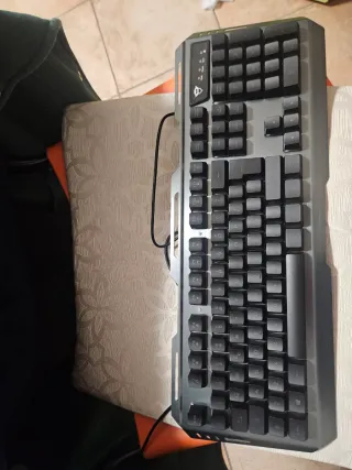 Tastiera Trust Gaming