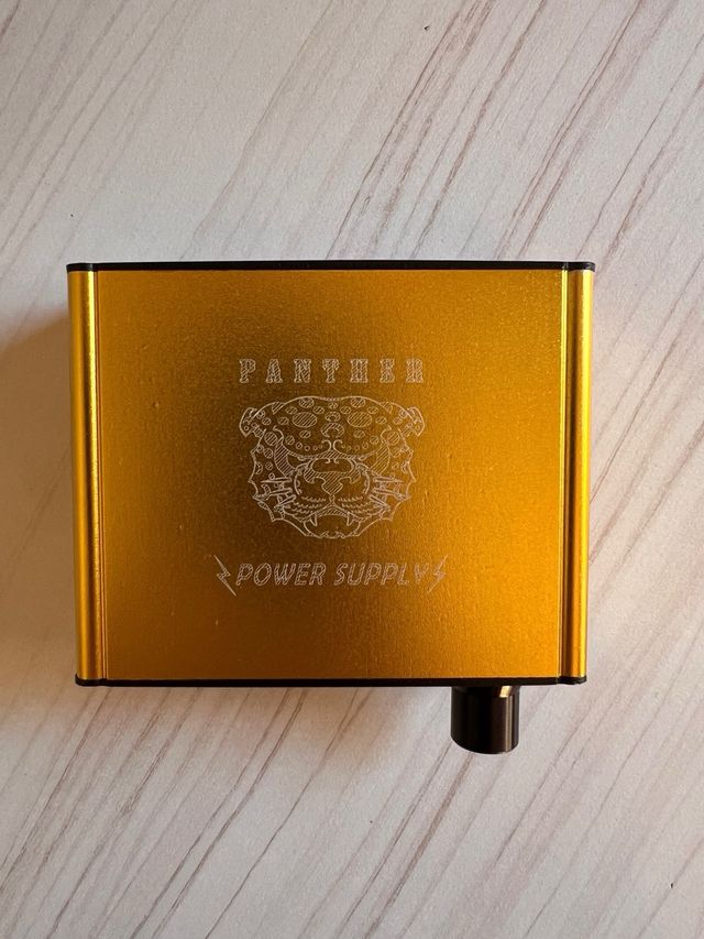 Fuente de alimentación y Pedal Tatuaje