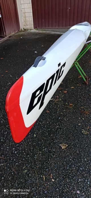 Surfski (Piragua de mar) Epic punta roja. V-10L