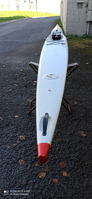 Surfski (Piragua de mar) Epic punta roja. V-10L