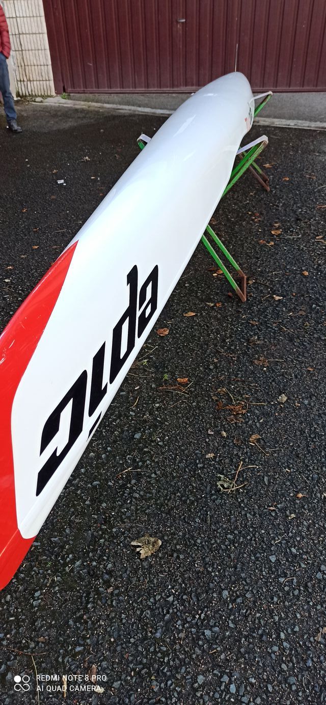 Surfski (Piragua de mar) Epic punta roja. V-10L