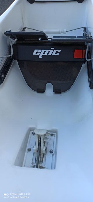 Surfski (Piragua de mar) Epic punta roja. V-10L