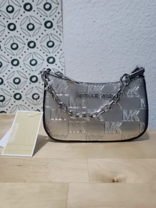 Bolso Michael Kors plateado pequeño