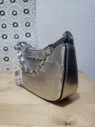 Bolso Michael Kors plateado pequeño