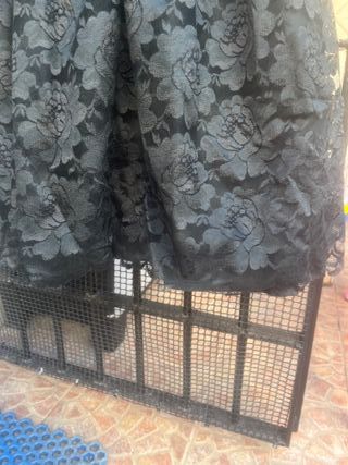 Vestido de fiesta negro con encaje