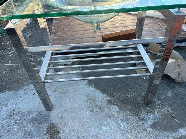 Lavabo de cristal con grifo medidas :