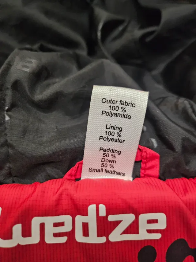 Plumas Wedze rojo niña