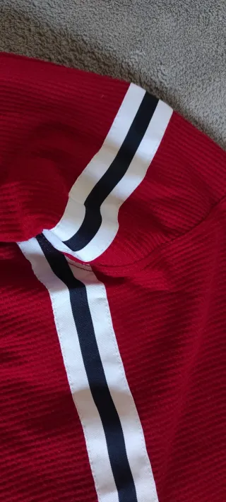 Hollister. Sudadera de punto fina