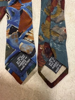 Corbatas Ungaro con estampado floral y geométri