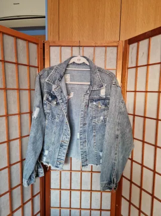 Chaqueta vaquera desgastada Talla L