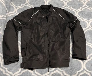 Chaqueta de moto con protecciones