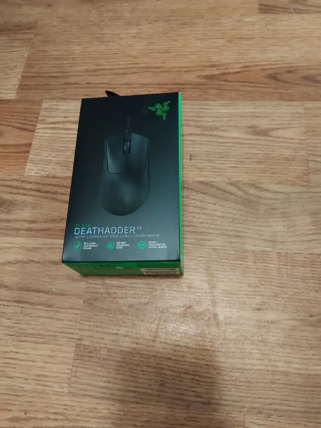 Ratón gaming ergonómico Razer DeathAdder V3