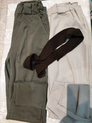 Pantalones de vestir beige y verde oliva