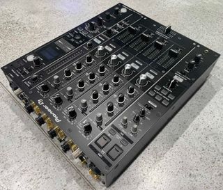 Pioneer DJM-900NXS2 + Decksaver (011951)