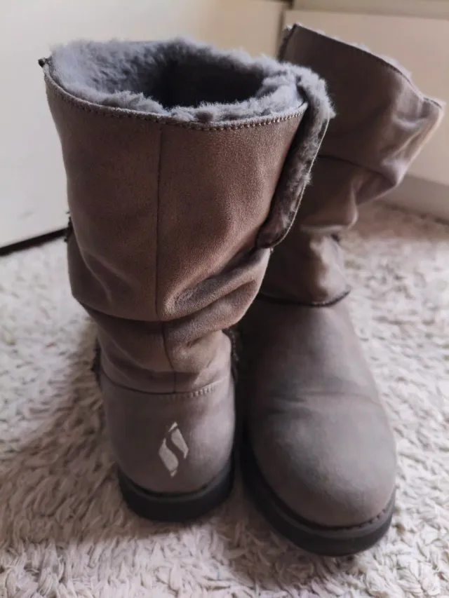 Botas Skechers Mujer Invierno Gris. T-38