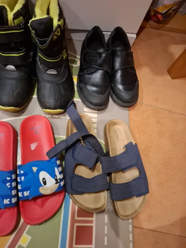 Lote Zapatillas Niño Talla 34