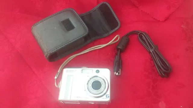 Câmera Digital Acer CE-6430 6MP