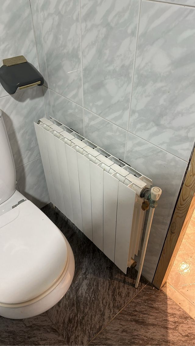 Radiador de agua blancos. 8