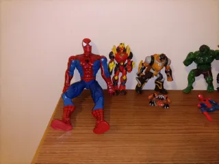 Action figure Gormiti e Marvel