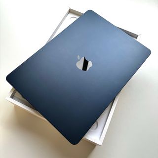 MB Air 13” M4 MediaMarkt Factura 11 Ciclos Batt