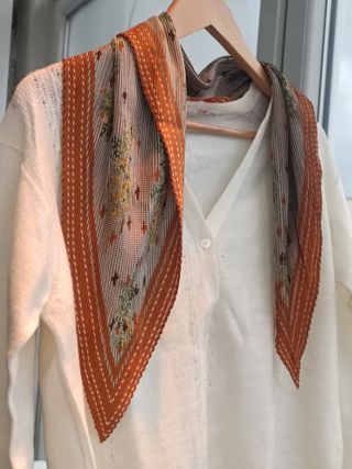 Completo donna beige e arancione