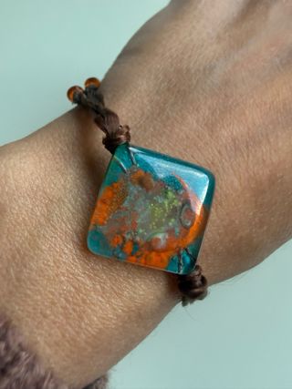 Pulsera con cristal naranja y turquesa