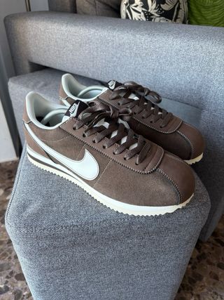 Nike Cortez SE Hangul Day Marrón Blanco