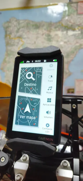 Garmin Zumo XT + Soporte Touratech