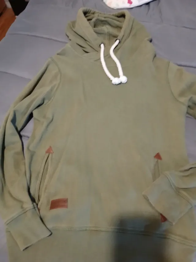 Sudadera con capucha verde