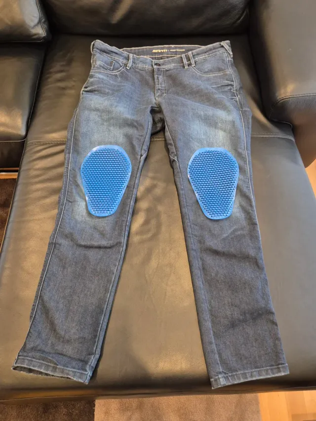 Vaqueros Rev'it Talla 38