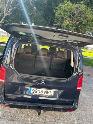 Mercedes-Benz V-Class • Servicio Oficial • Automát