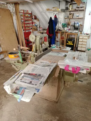 Sierra Escuadradora y Aspiración Todas 2300