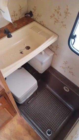 Caravana Burstner 750