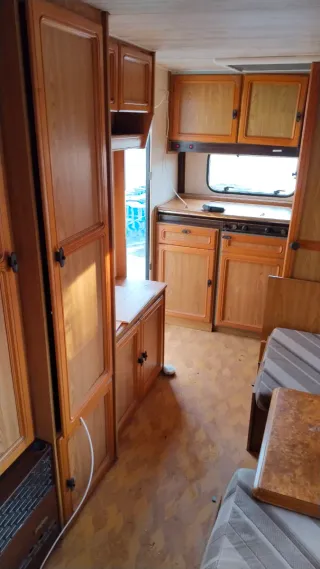 Caravana Burstner 750